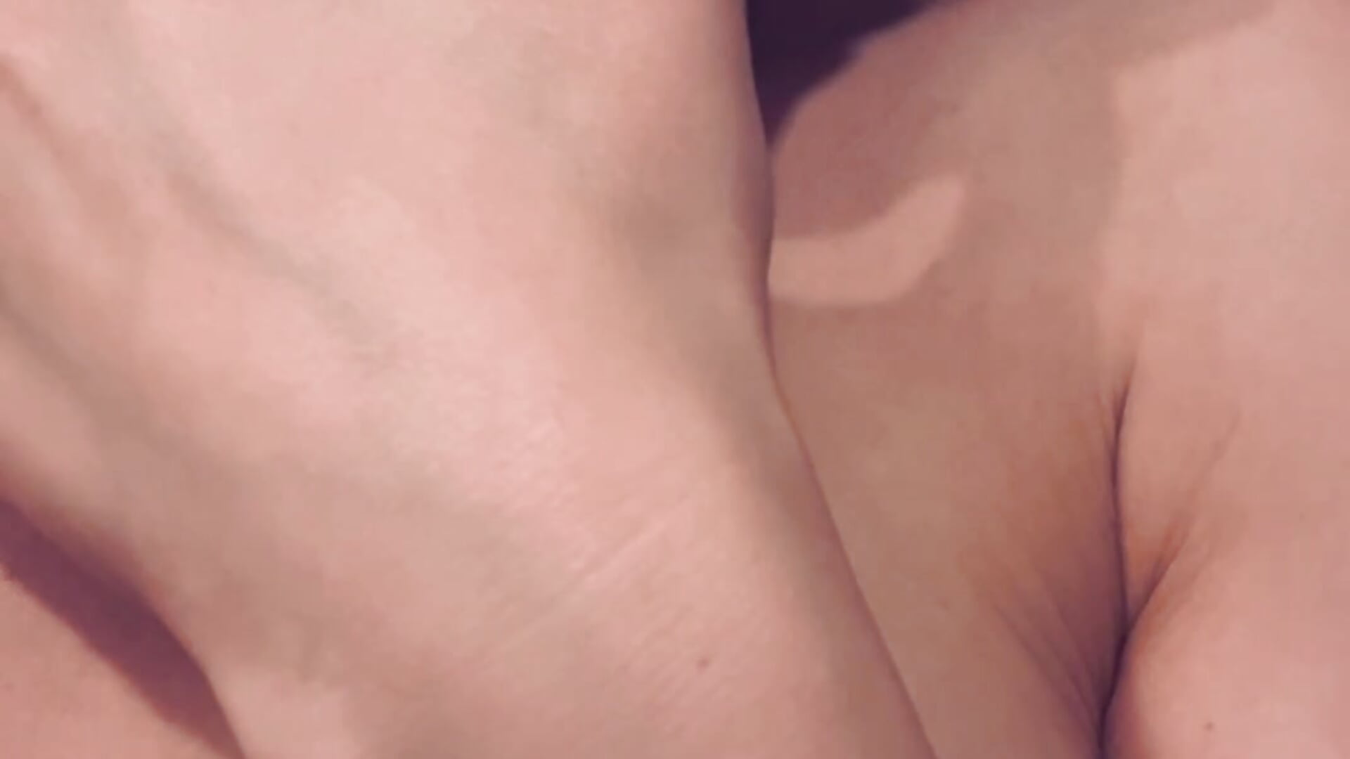 tease – video od webkamerové modelky aiaikatty