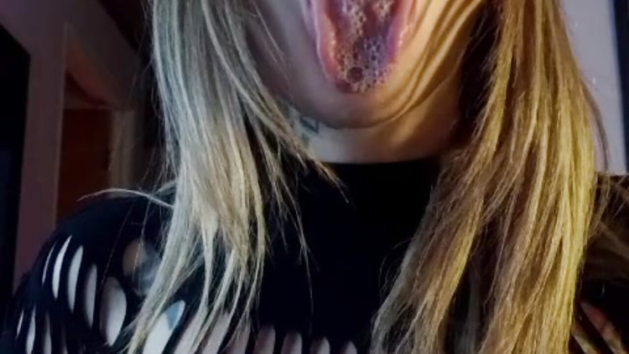 Saliva and sensuality 💦