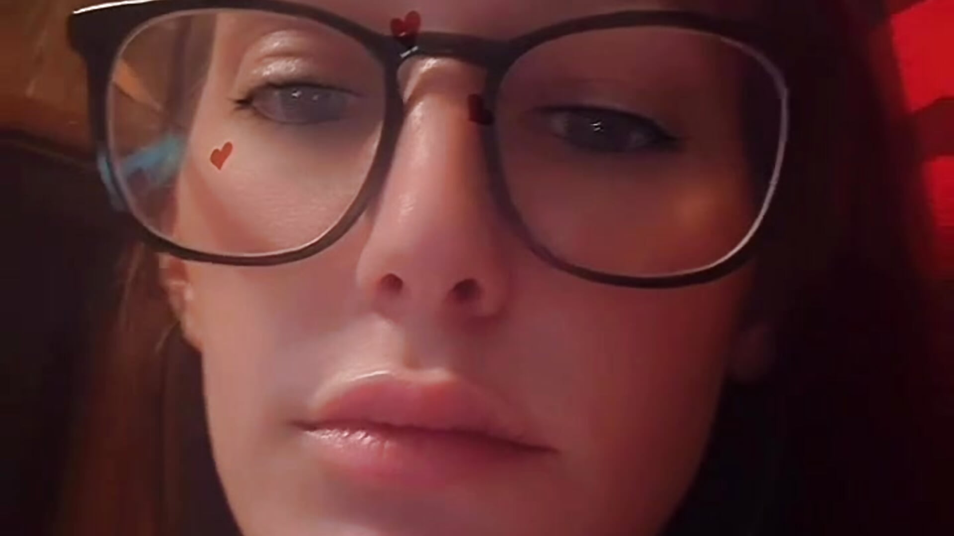 I see red - video by satindreamsxxx cam model