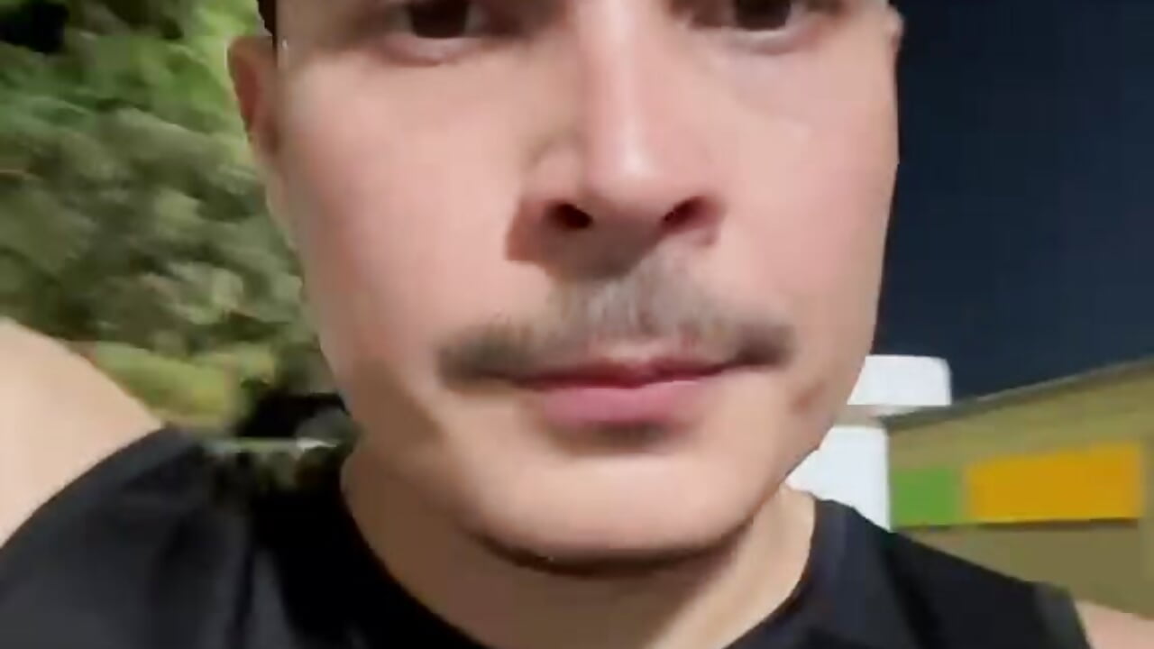 About me - video oleh model kamera Galindo_30