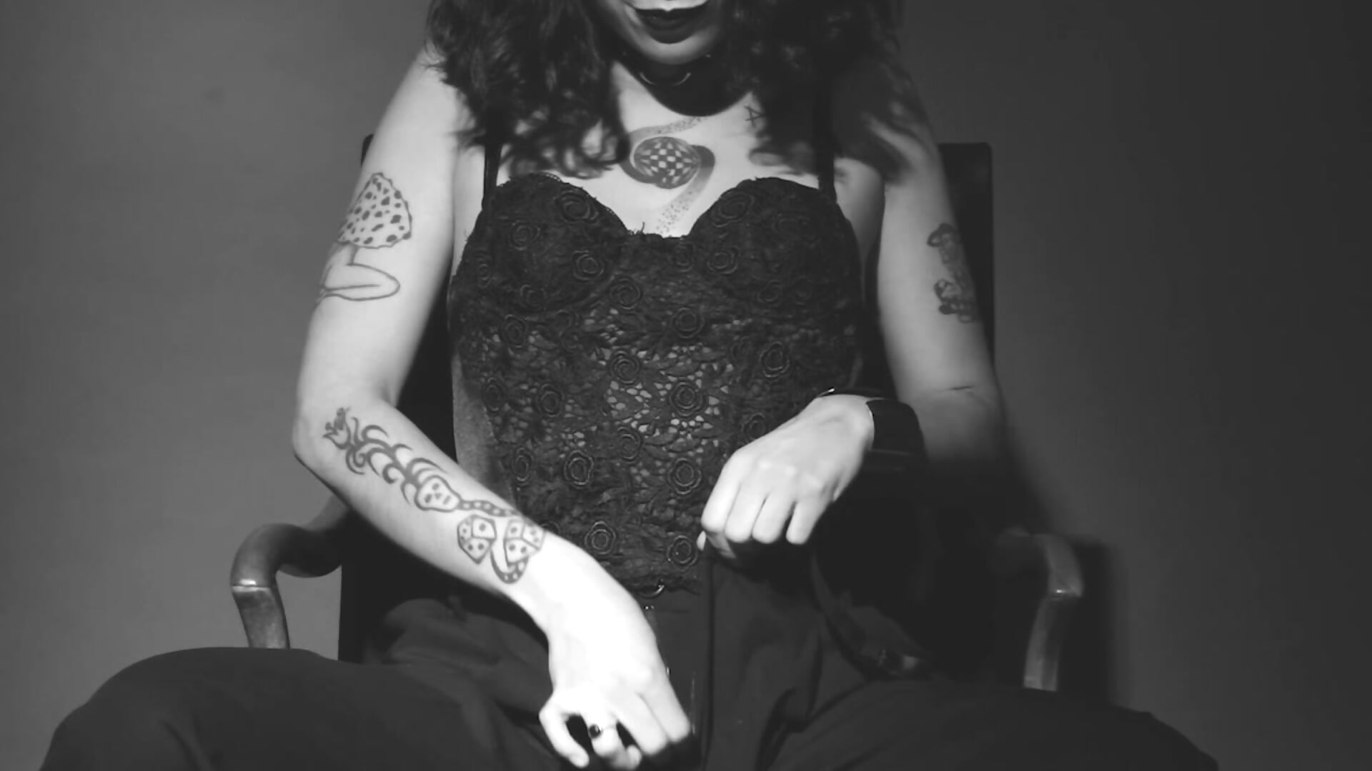 1000029445 - vídeo de materia_xxxtar modelo de câmara