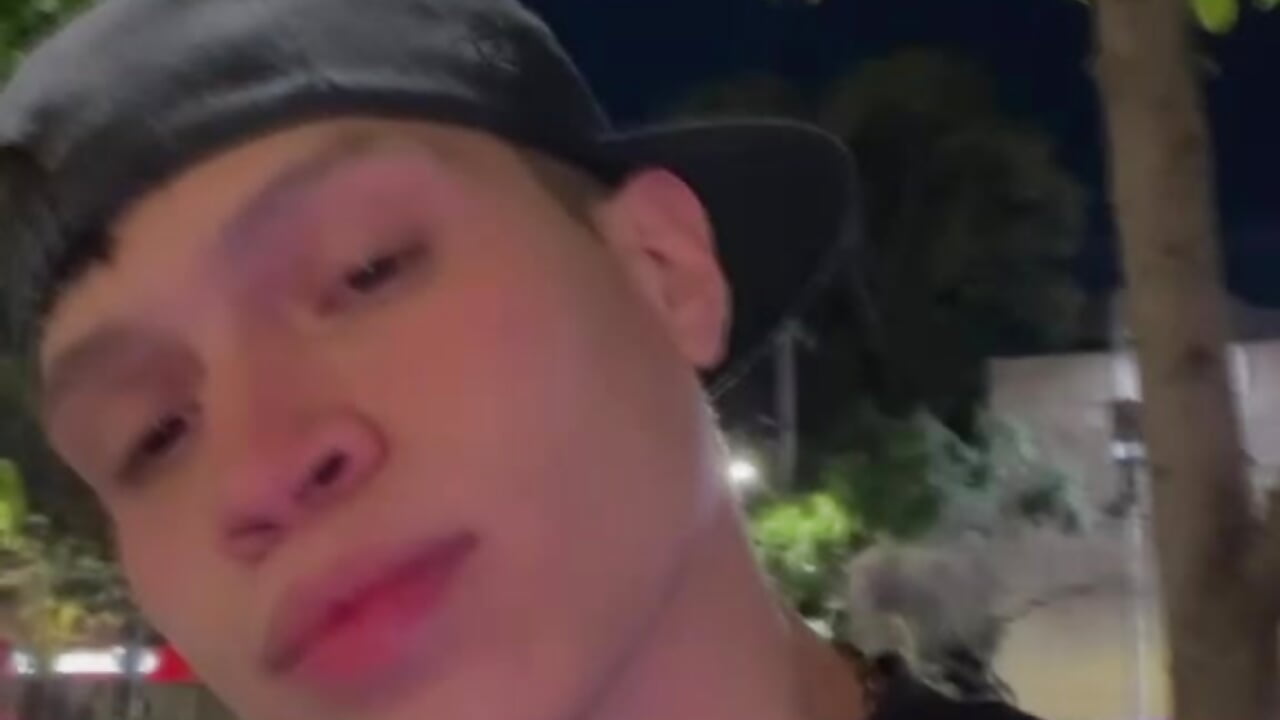 kiss - video oleh DannyXXL026 kamera model