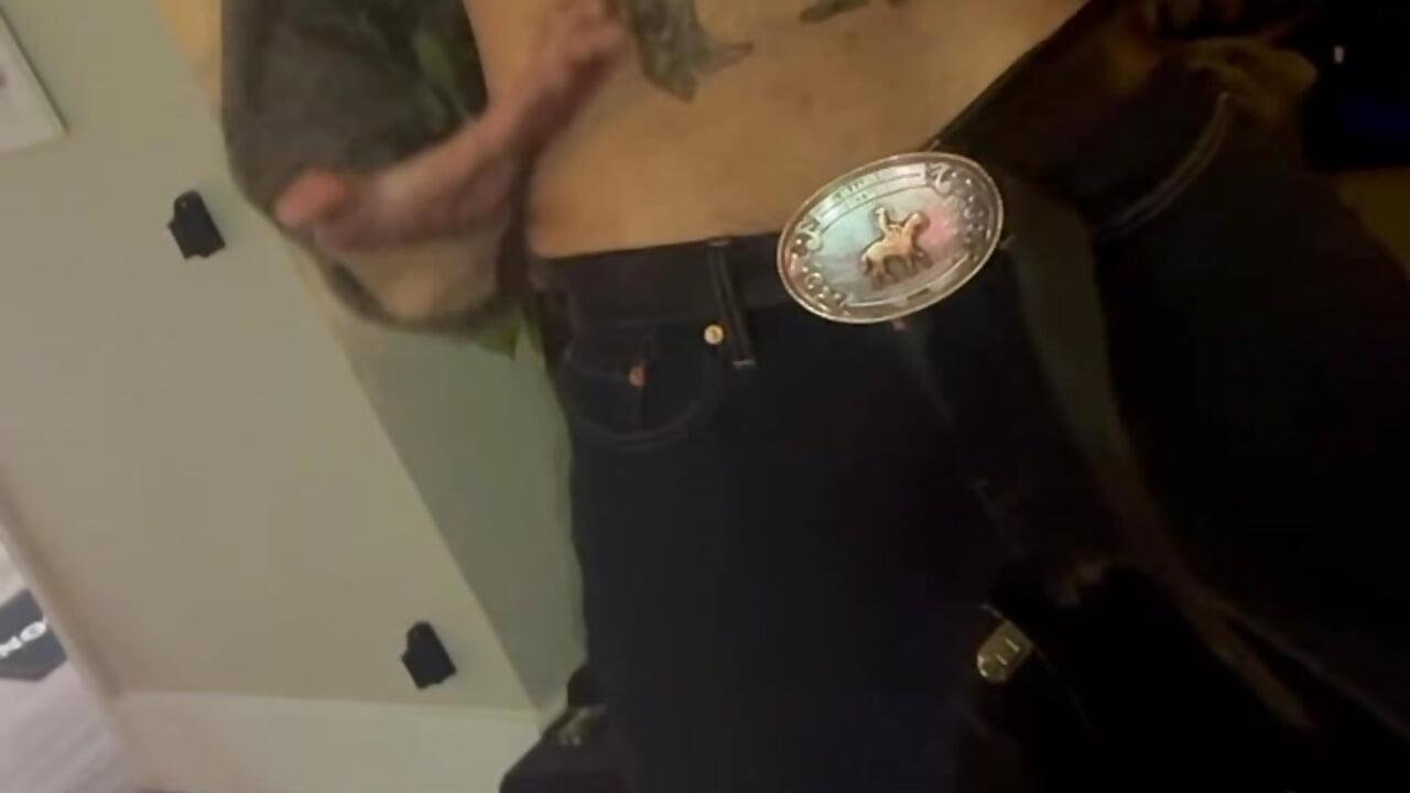 IMG_0473 – видео вебкам-модели bbcdelux