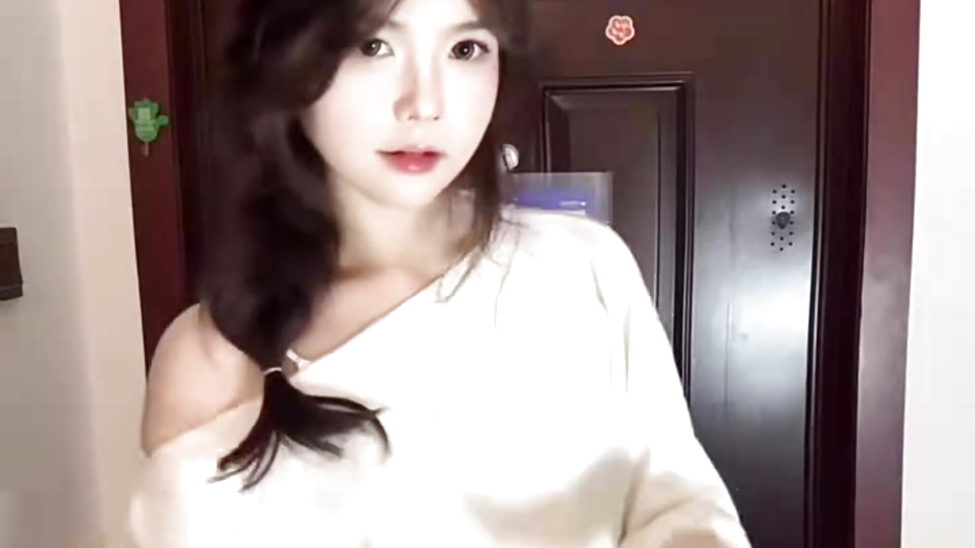 面朝大海 等一个你– Luckgirl-001 kameramodell videója