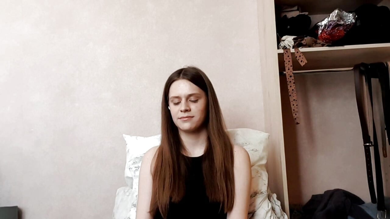 My first shy video - video của người mẫu cam CyberLush