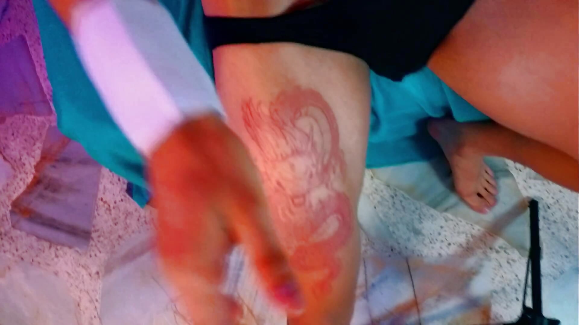 LeoTease – Popularny filmik modela sprzed kamerki 9192