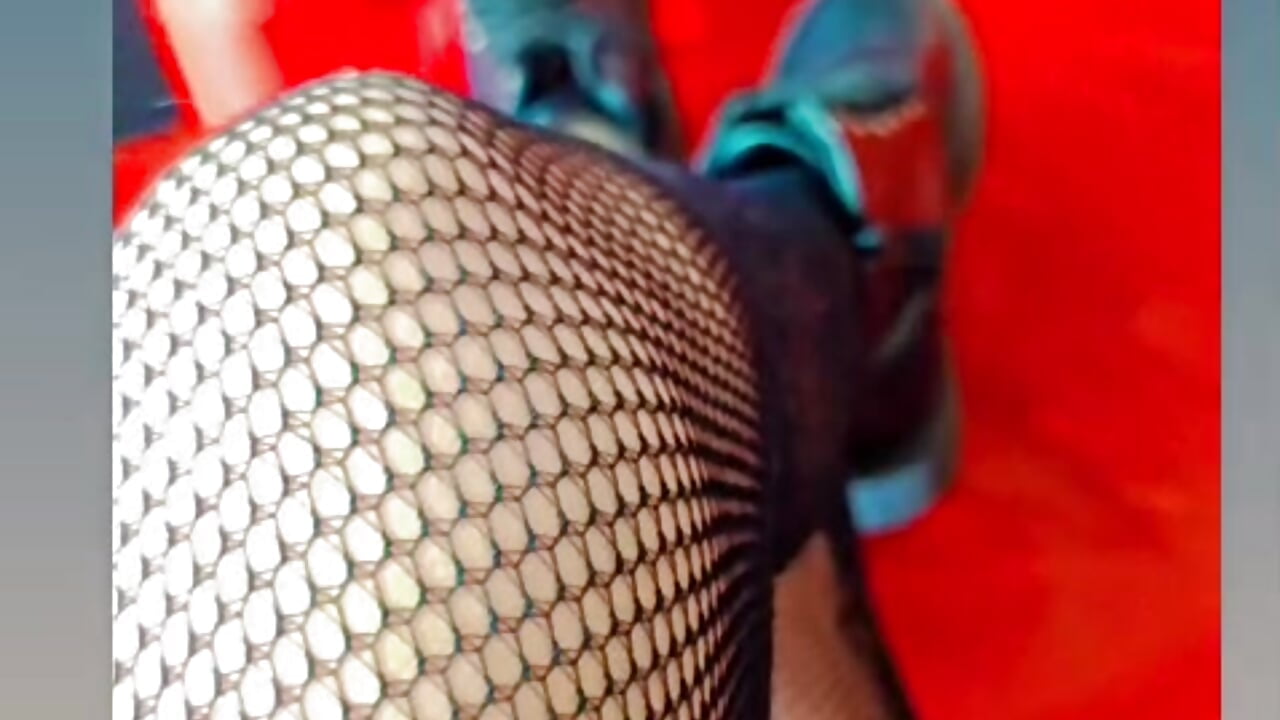 tempting stockings - video av ZafiraVelvet cam-modell