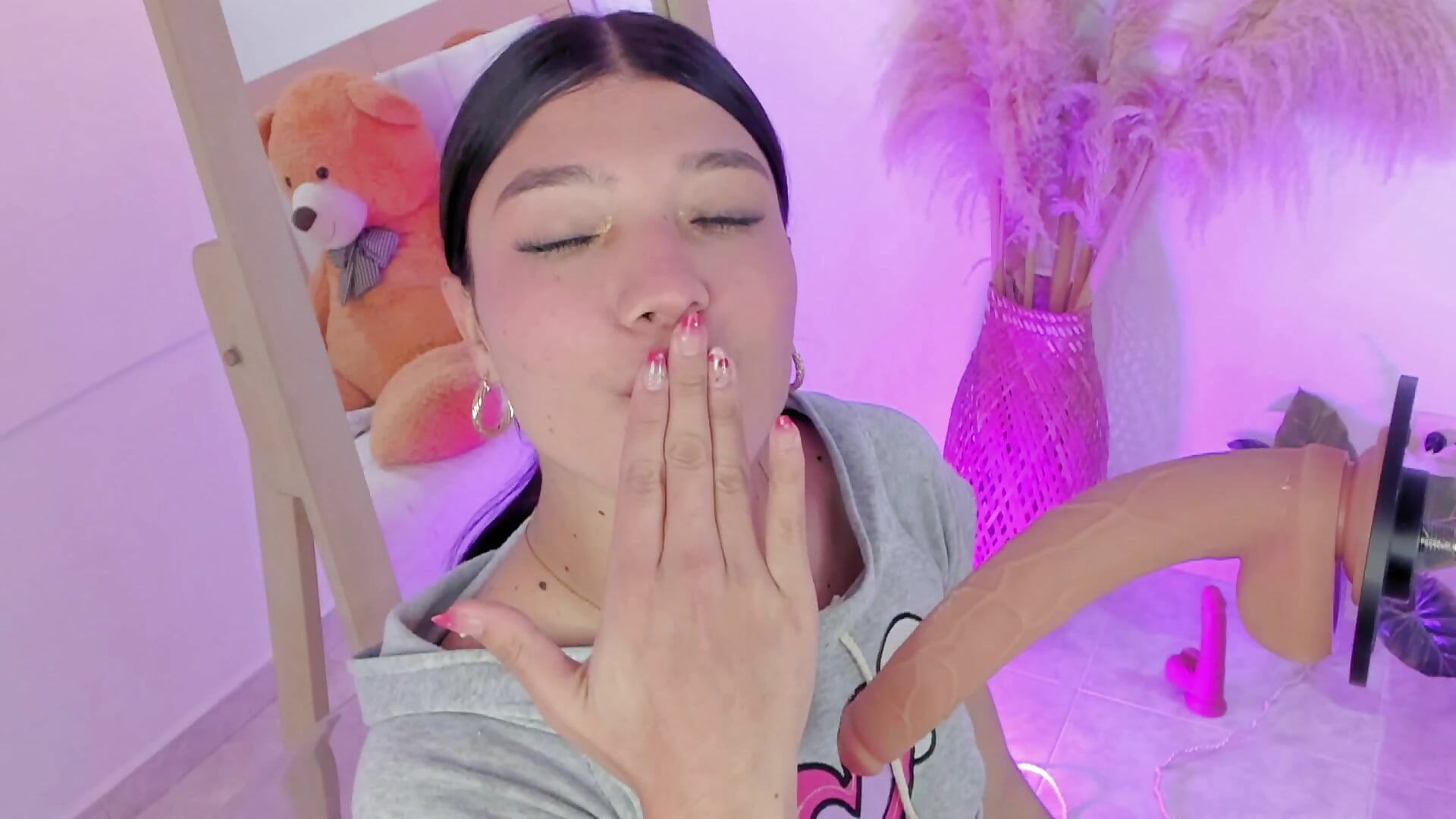 may, super tender😍🥺 – video af May_Fox_ cam-model