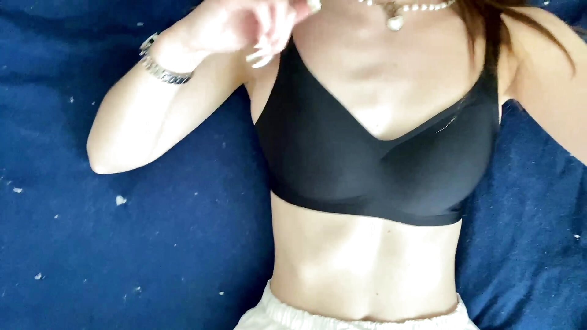 Teasing you with my bra - video by simmisweet cam model