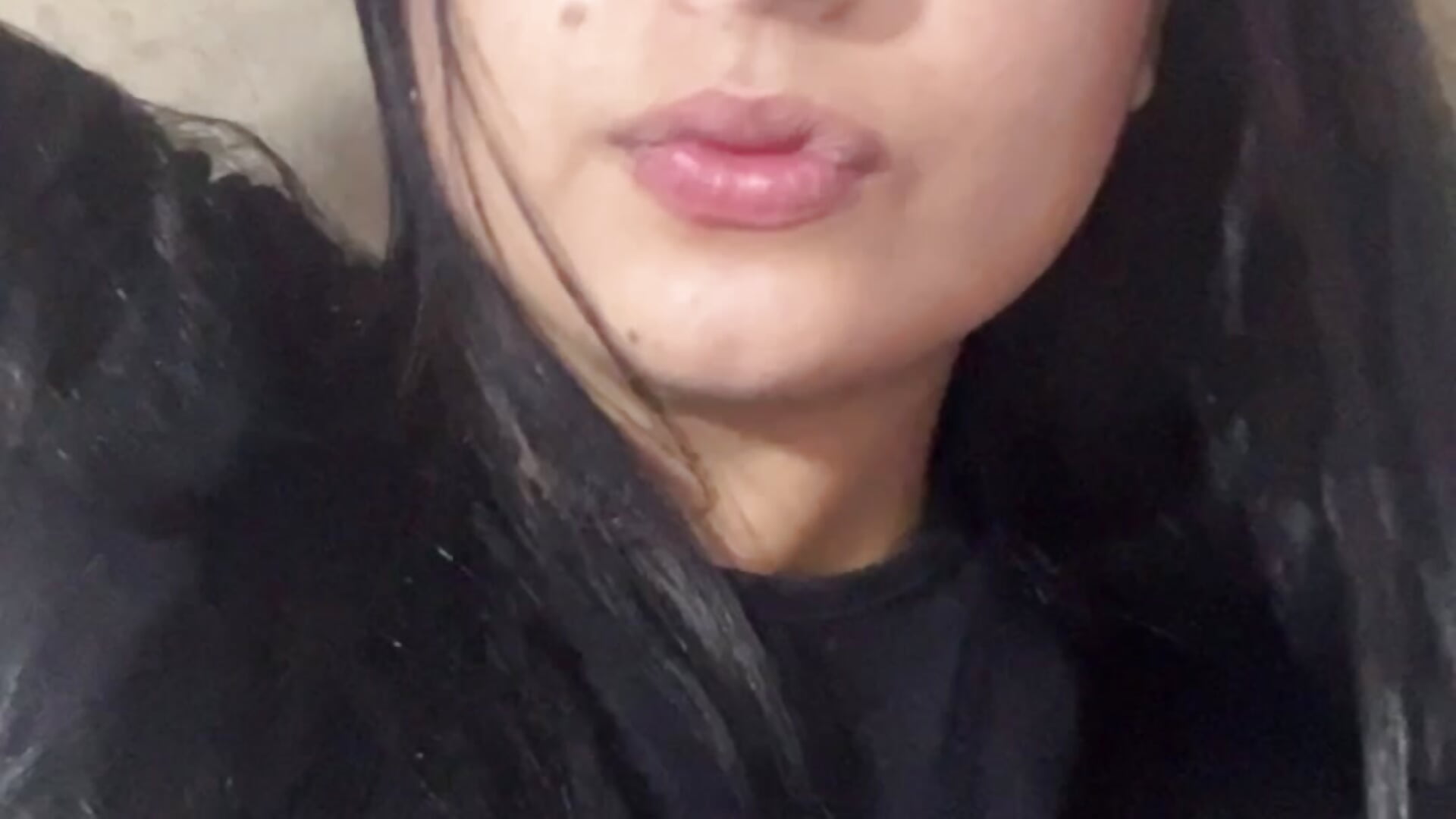 A9D2FA27-ED2C-46DA-B91B-E50A1773341D - clip cu Ivana_fo model videochat