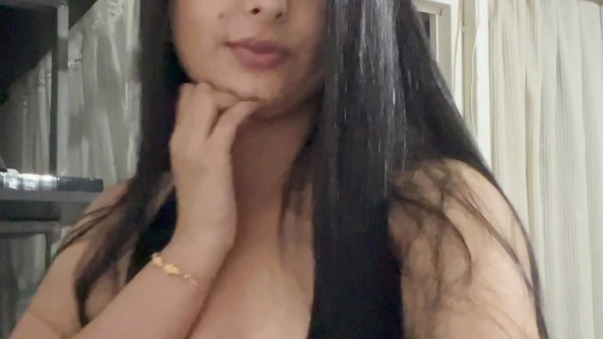 Back online, welcome to my room ❤️ - video by Ivana_fo cam model