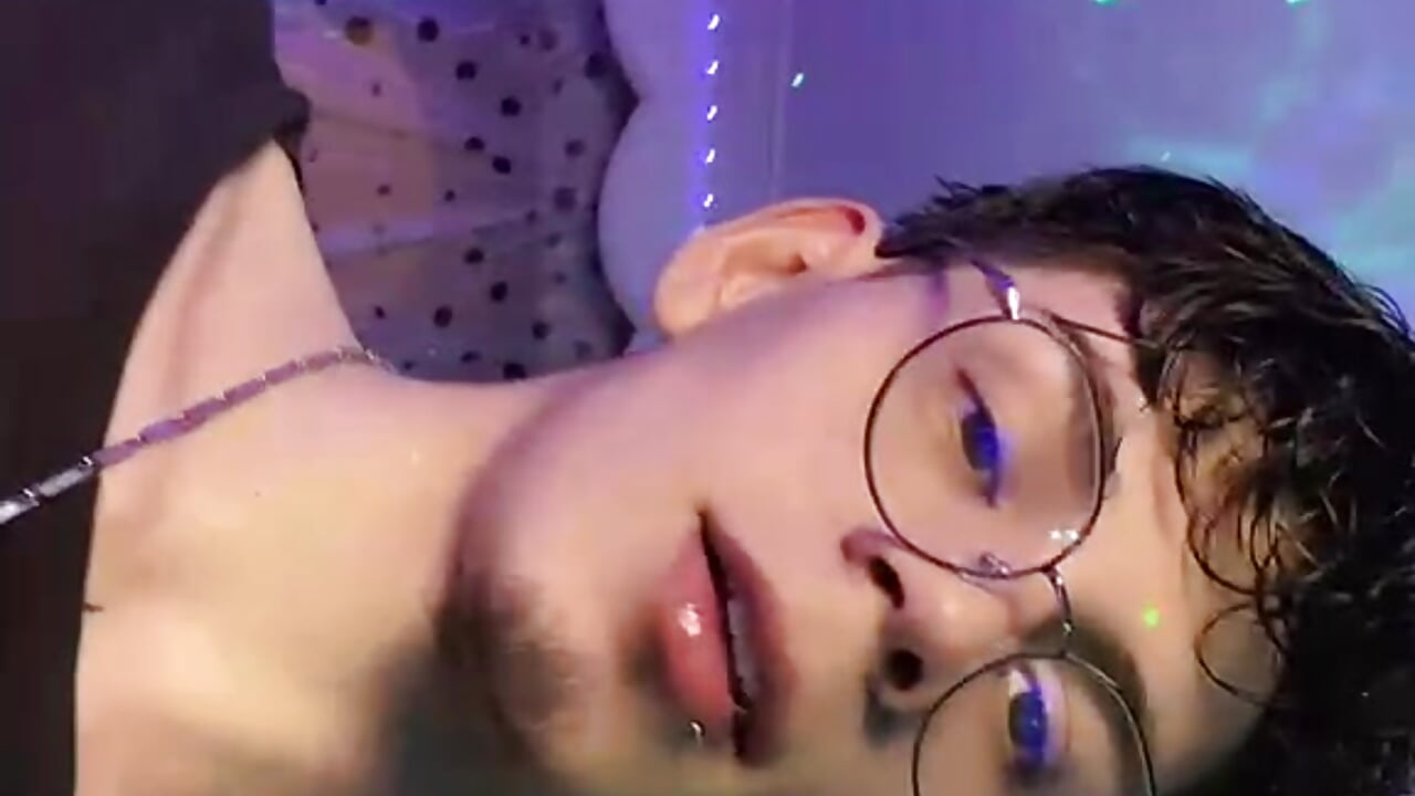Hey my name is Blake Jones, ntmu love - video van BlakeJones_ cam-model