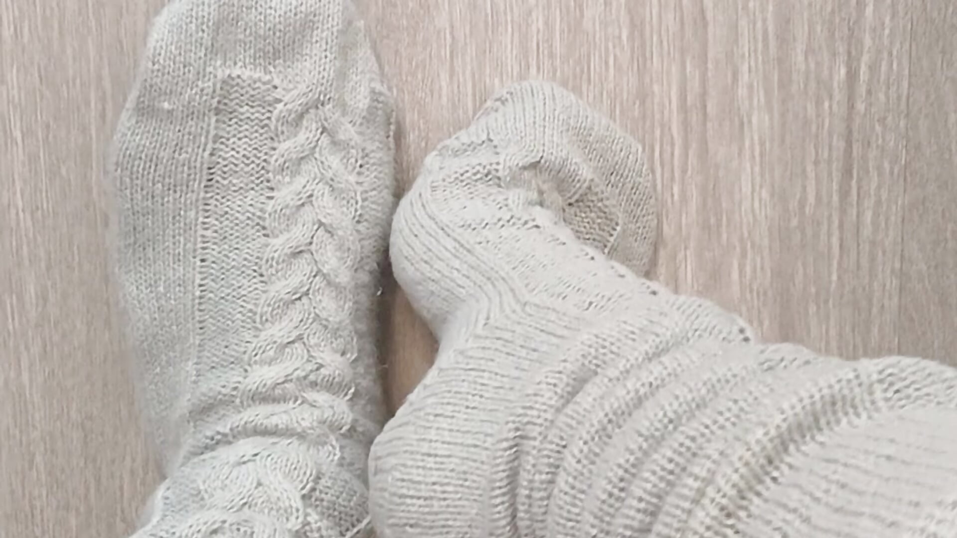 grey stockings 🧦 - vídeo de Aleya_Black modelo de câmara