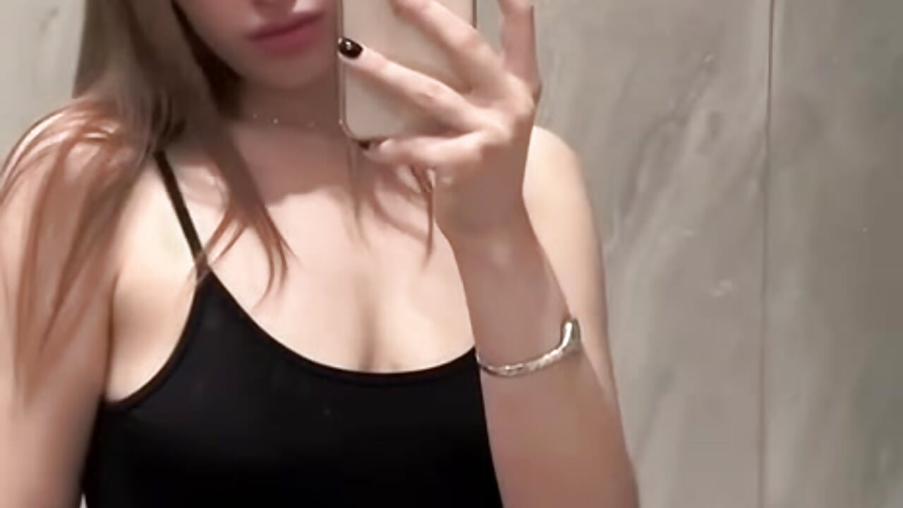 eyes on me💋 – video modela na kameri TennieHartney