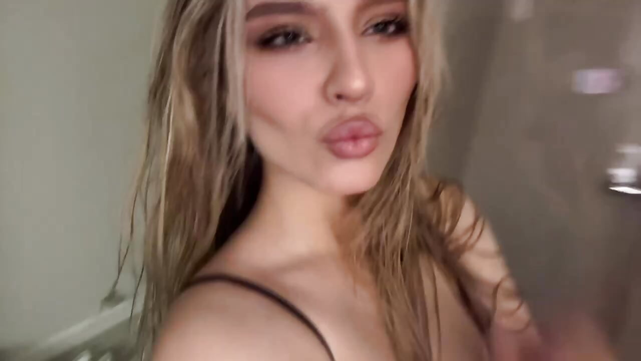 Me me me :3– JenetteGieber kameramodell videója