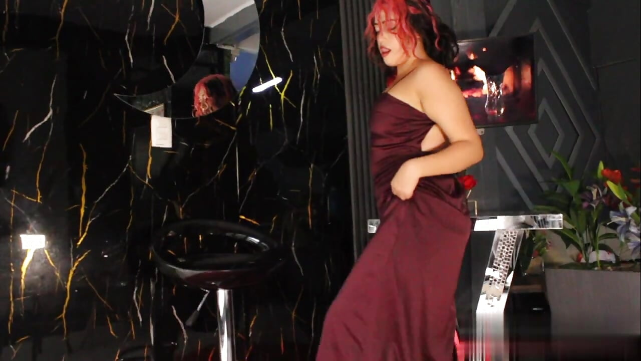 little red devil - video oleh Karim_TheRouse kamera model