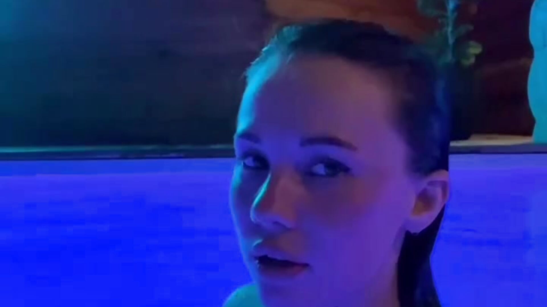 so lovely - video di MiaLoretti modella di cam