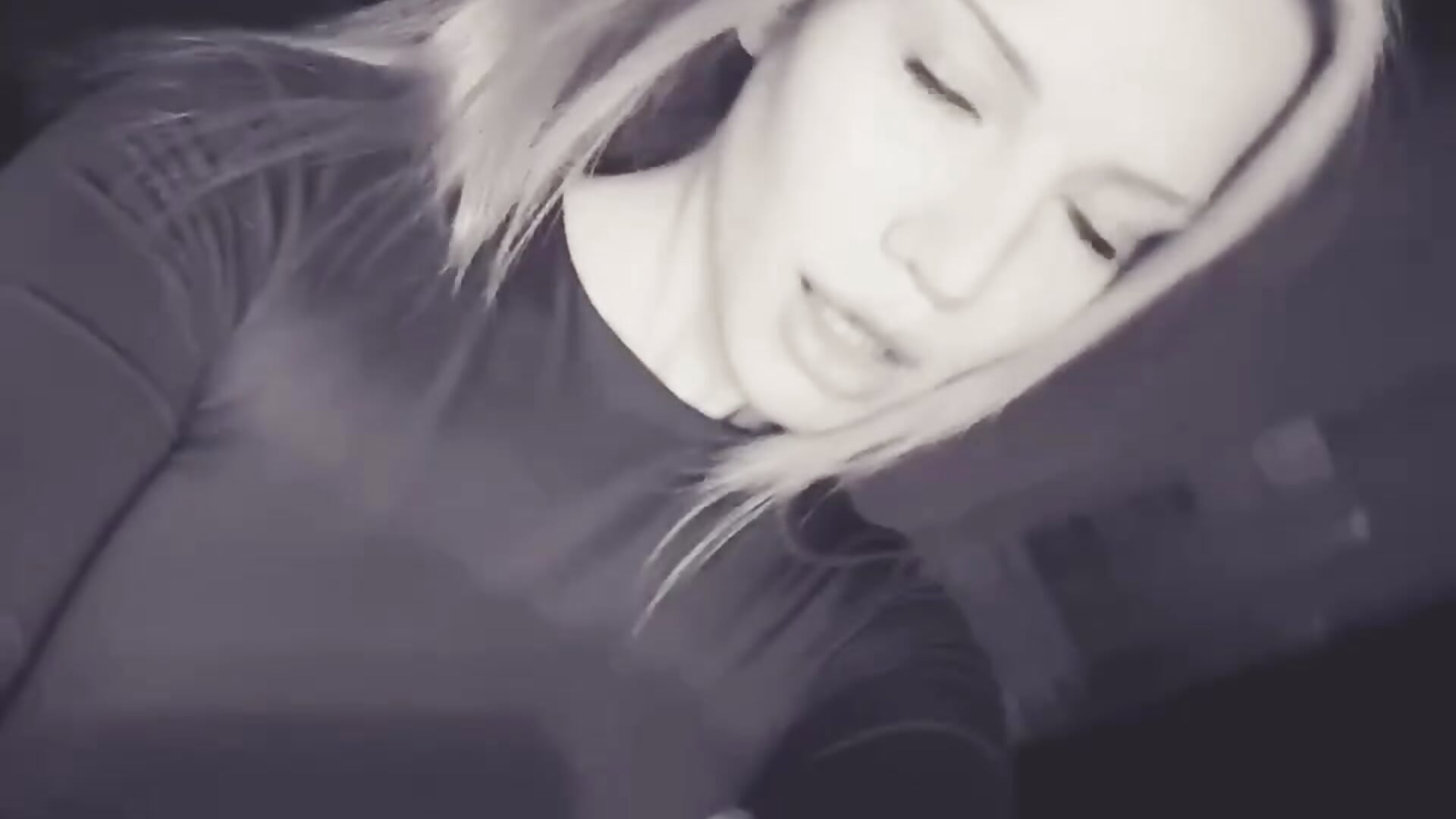 Rawwwr - Vídeo de PamilaPoppe, modelo de vídeos