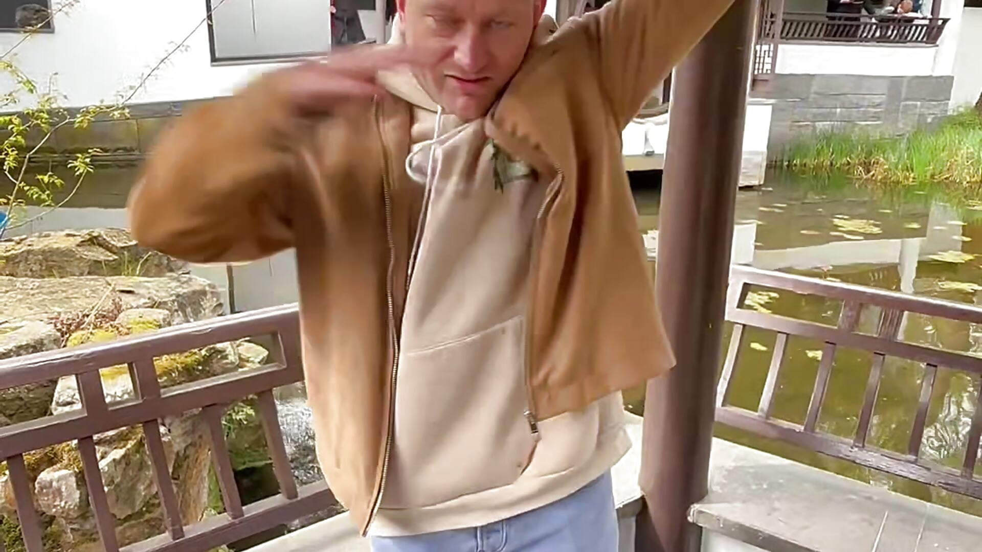 Tanzen Freestyle - video oleh model kamera Thorbi94