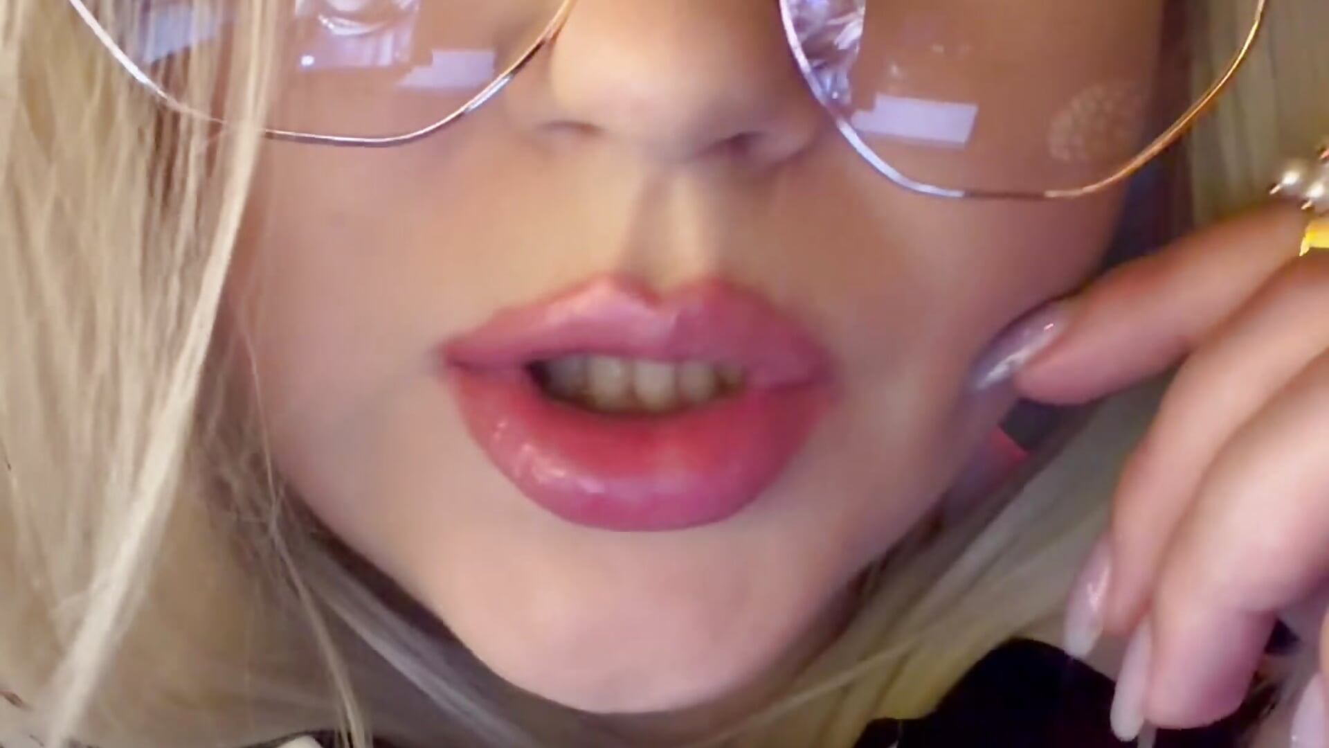 IMG_6225 - video oleh MillaNox kamera model