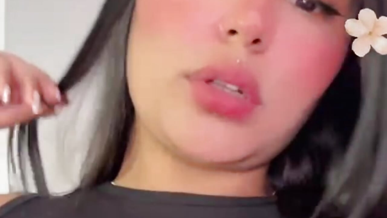 Pretty and sexy - video by Tammara_Brm