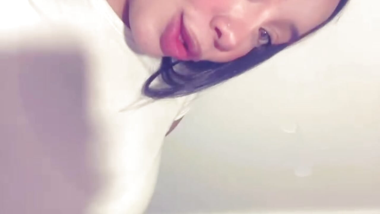 Hii loves 🌸 - video by _PRETTYANGEL_