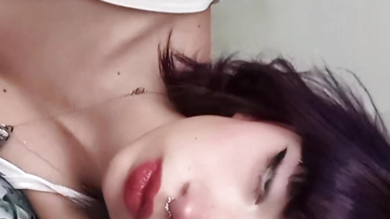 Hey :3 – video af _LilithCorpse