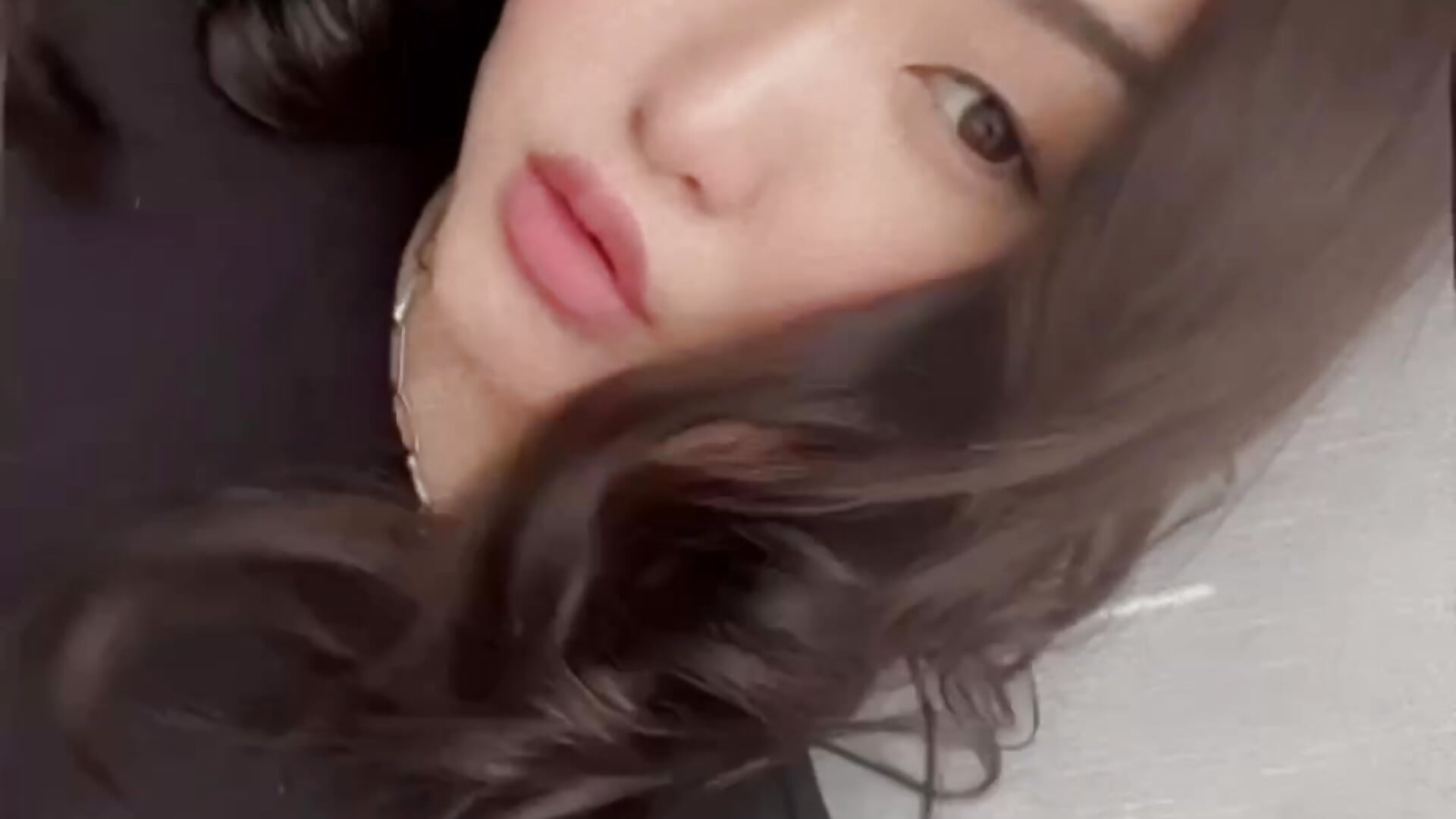 IMG_0754– DanielleMullore kameramodell videója