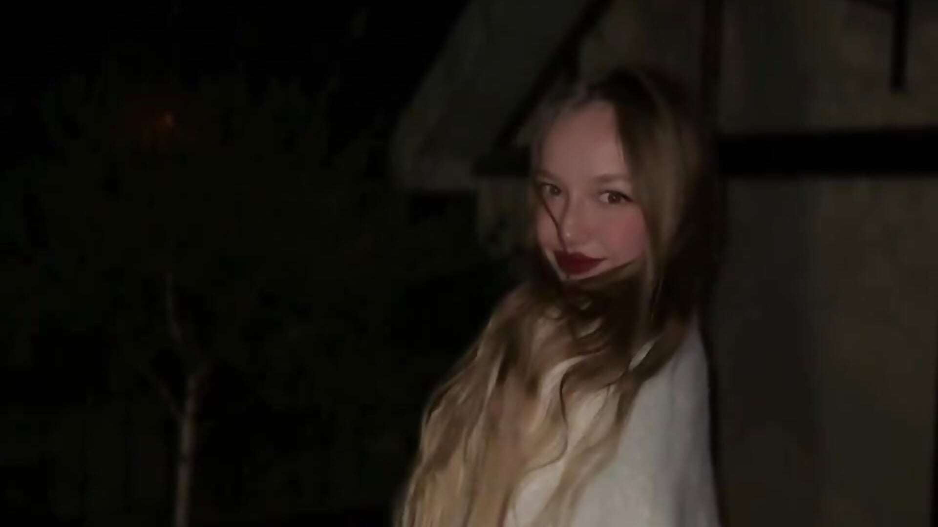 IMG_8518 - video by LessieKeisker cam model