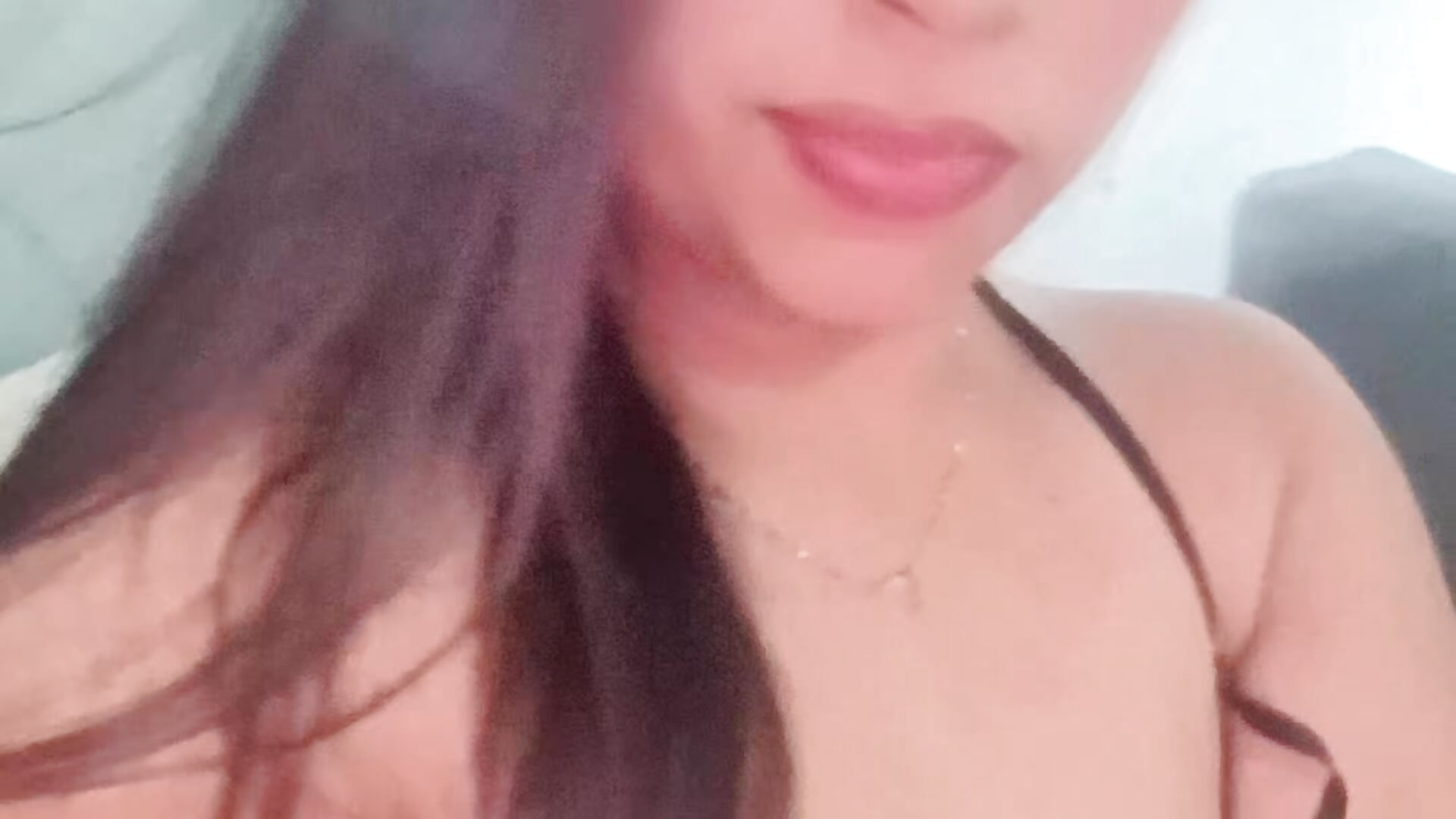 Latina - vídeo de la modelo de cam Caliente1208
