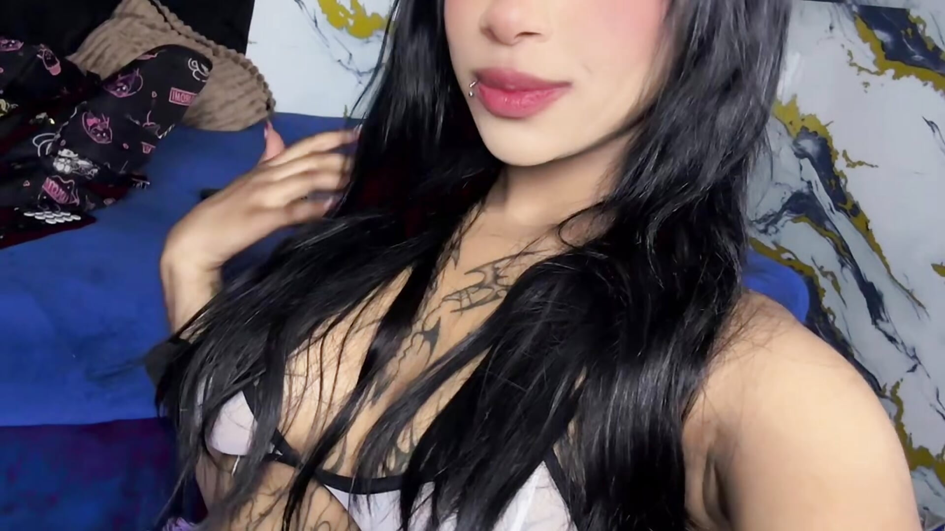 ❤️ - video by Zaabrina_20 cam model