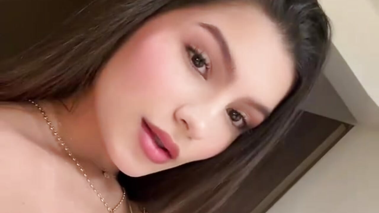 💕 – video modela na kameri ZairaVex