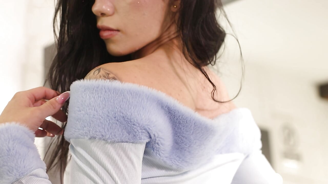 Know me 🎀🔥 - video by Maddison_Foxxx cam model