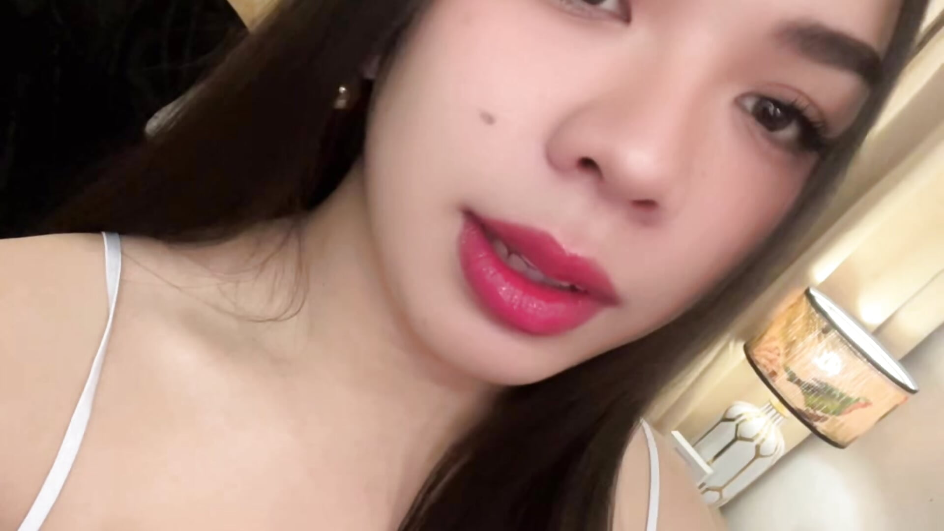 cf76e2f4d4894b3699d8fac7ae69ddc6 - video by OliviaRoxy