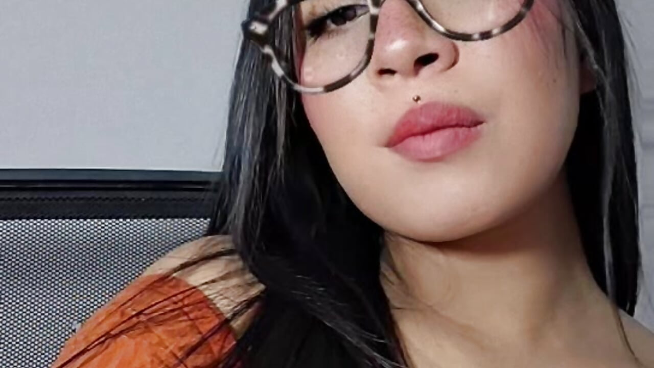 Mua - vídeo de kim_naomy13 modelo de câmara