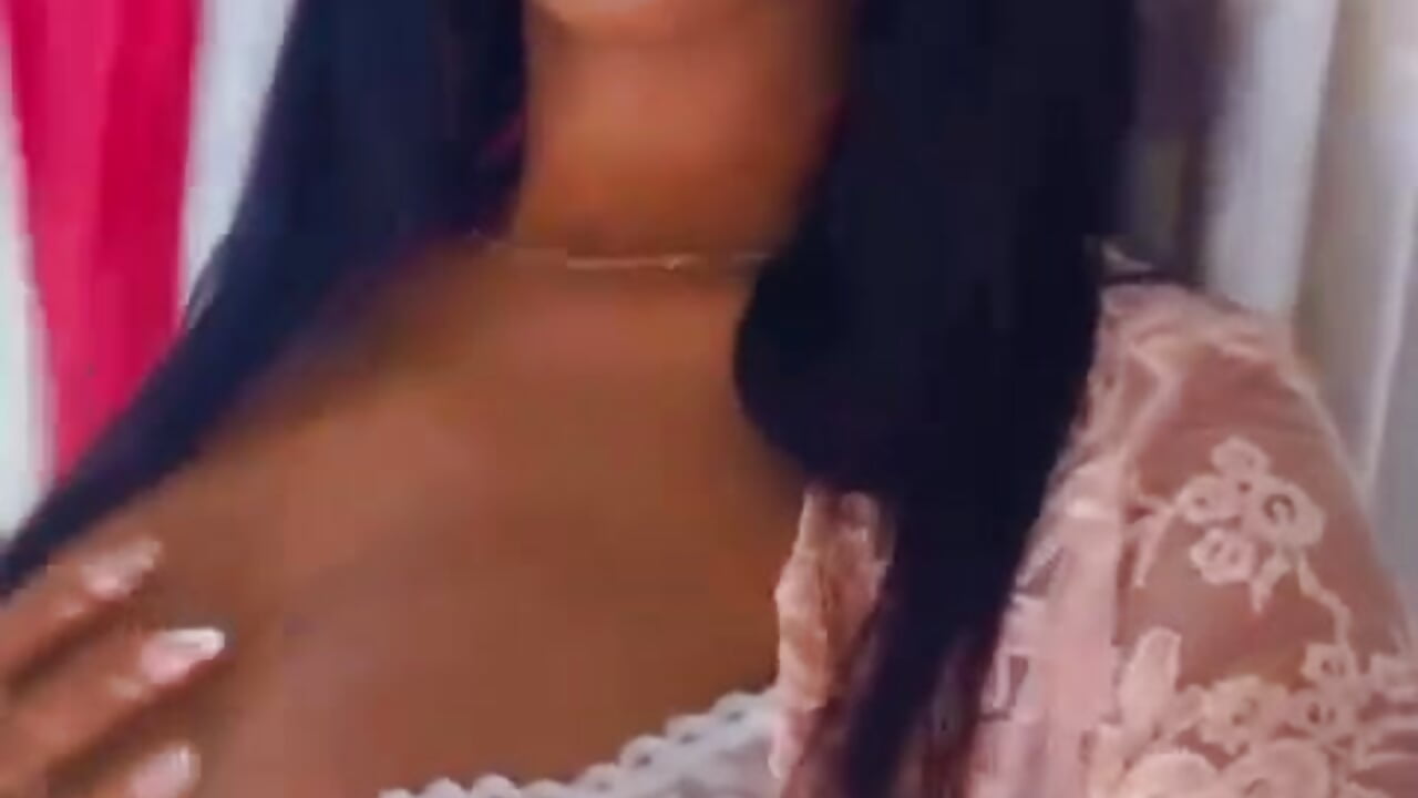 🔥 - vidéo du modèle de showcams Jhoanna_Daza