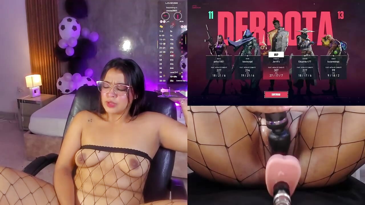Legs open for that sweet cock - LuciaReid 的视频