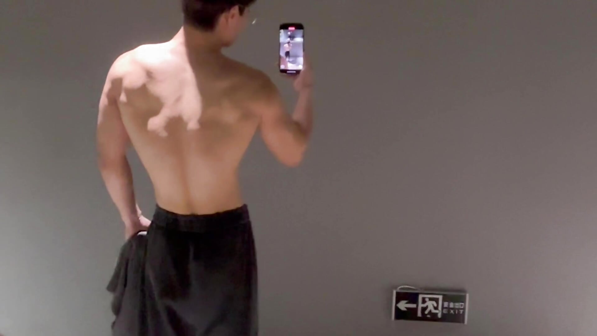 life - vídeo de Ycen_ modelo de câmara