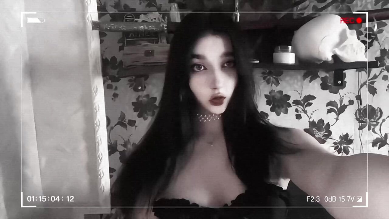 ♥♥ - video by ShriekedGrafting cam model