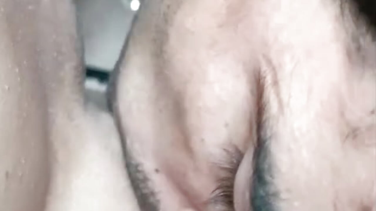 suck pussy - video by nicocurioso cam model