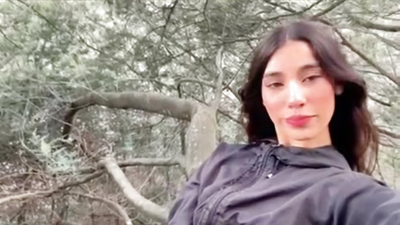 Adventure natural – video od webkamerové modelky Nanami_