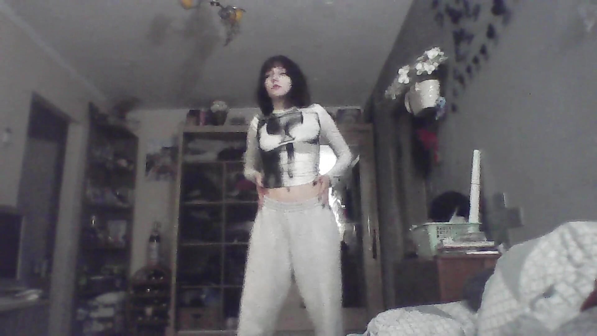 Slow hot dance - clip cu ChargedReign model videochat