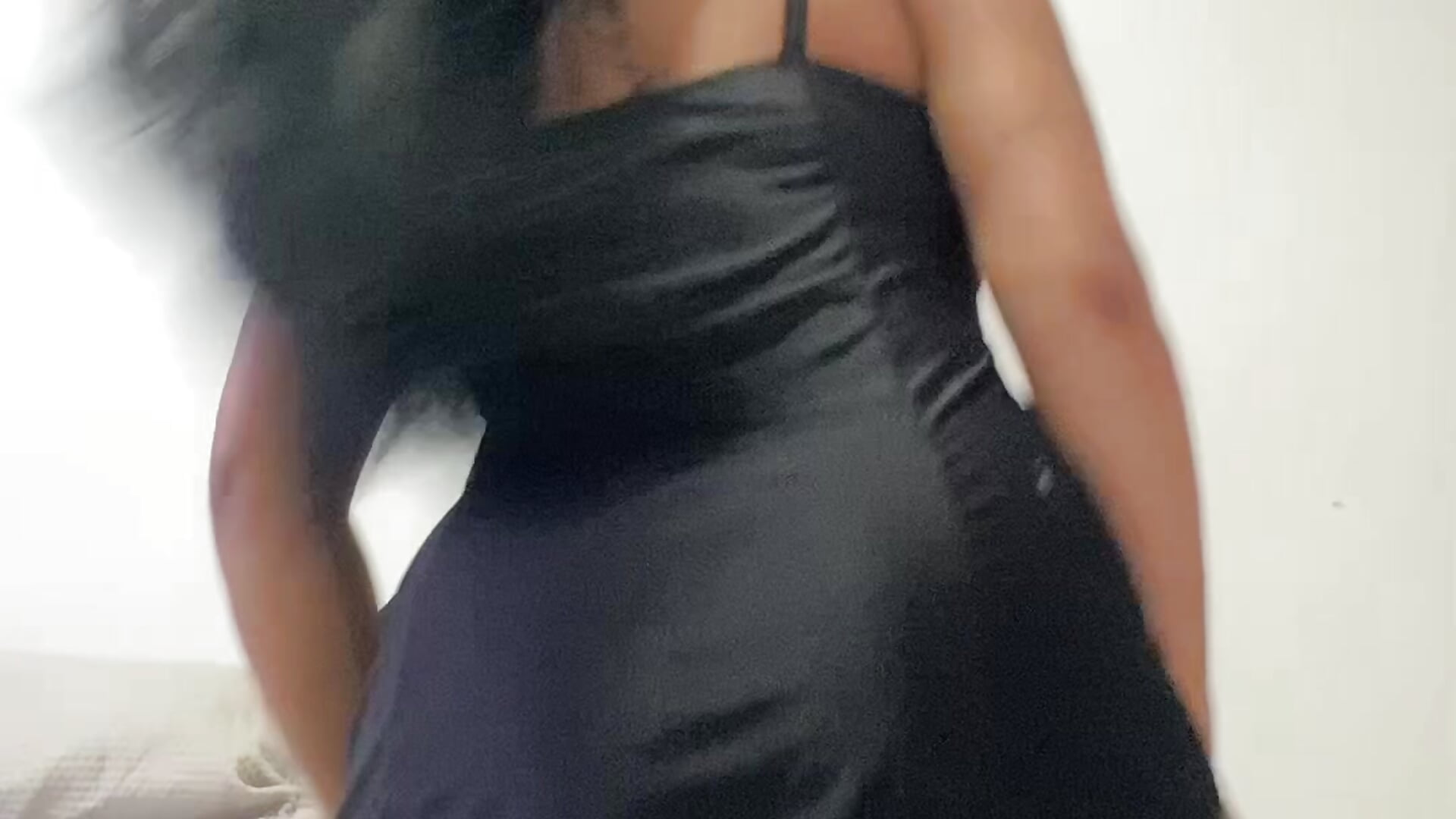 b09e6e0649c94fe488fd5e1e44b8d992 - video oleh model kamera japinha210