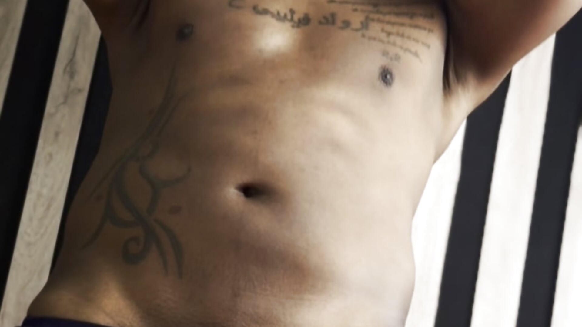 Hey, I'm Gael, look a little closer😈 - Vídeo de KaelNoirx, modelo de vídeos