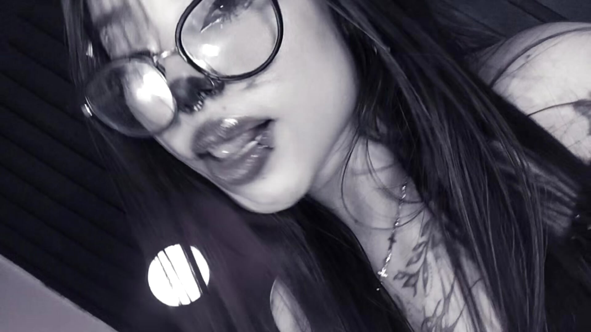 Grrr - video oleh Little_natty_