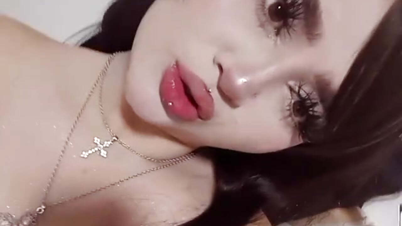 :) - video di lya_nekko_ modella di cam