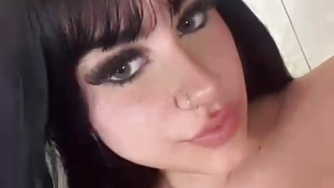SEXY AND NAUGHTY LOOK