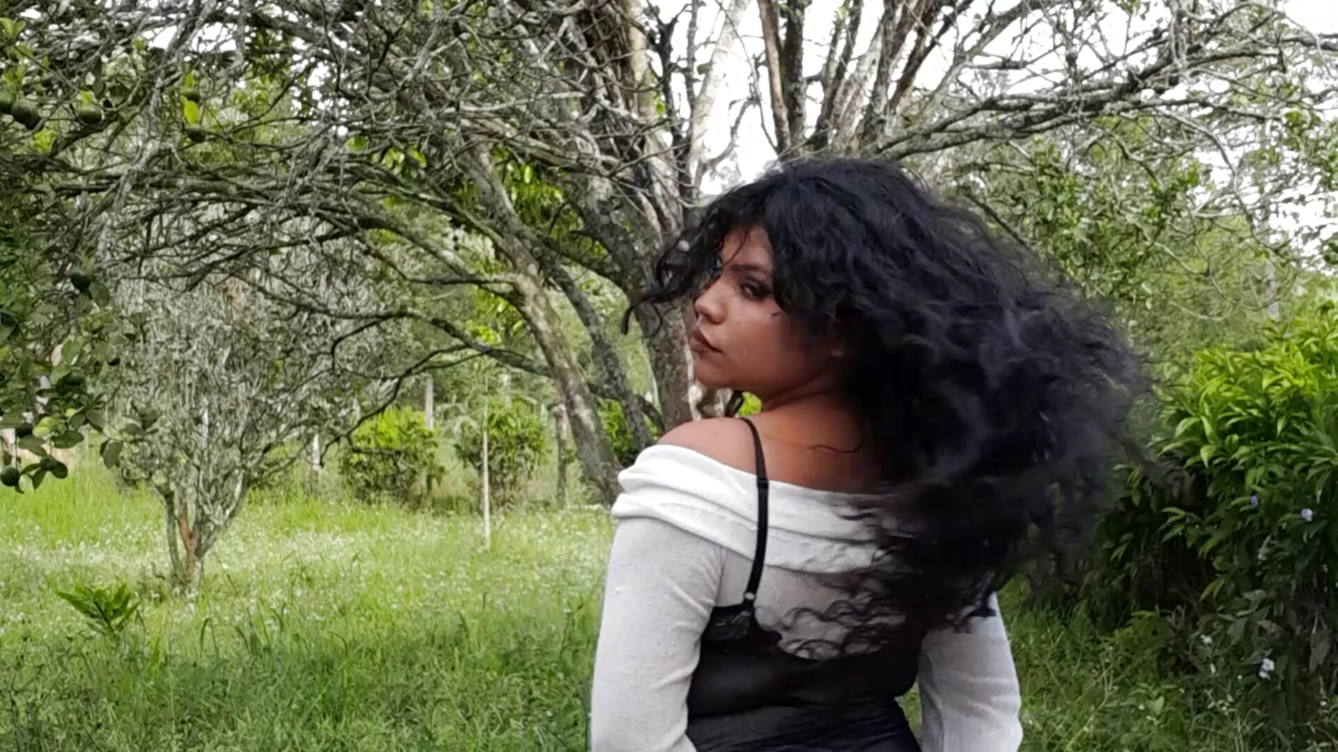 Curly-girl💗🦋 - vídeo de katiuskaxoxo modelo de câmara