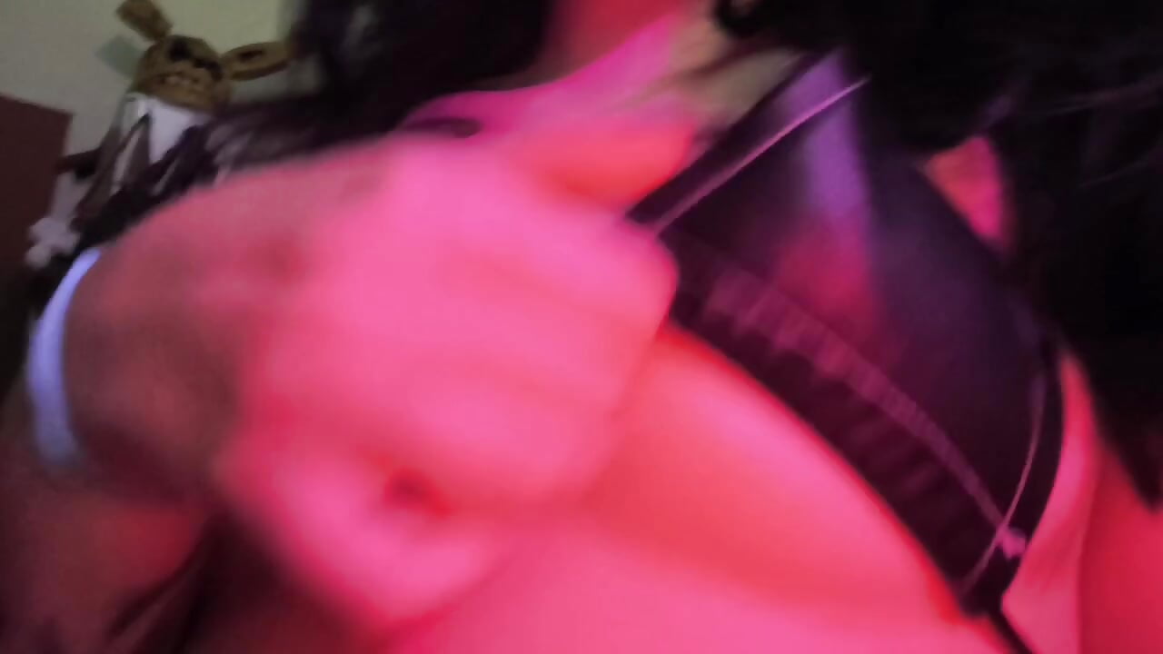 🦇 - video by Lola_bunnyboll cam model