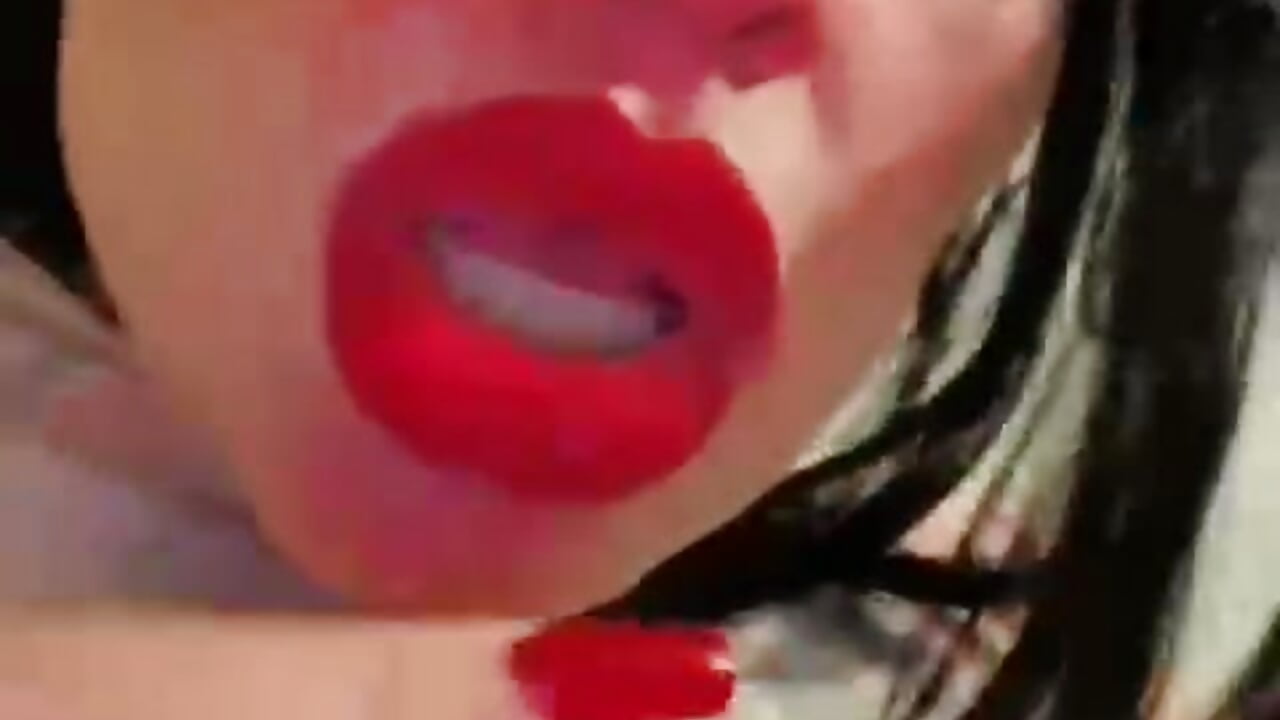 Me chupo mis tetas grandes – video korisnika PatriciaOs